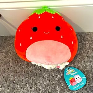 Strawberry milk, plushy